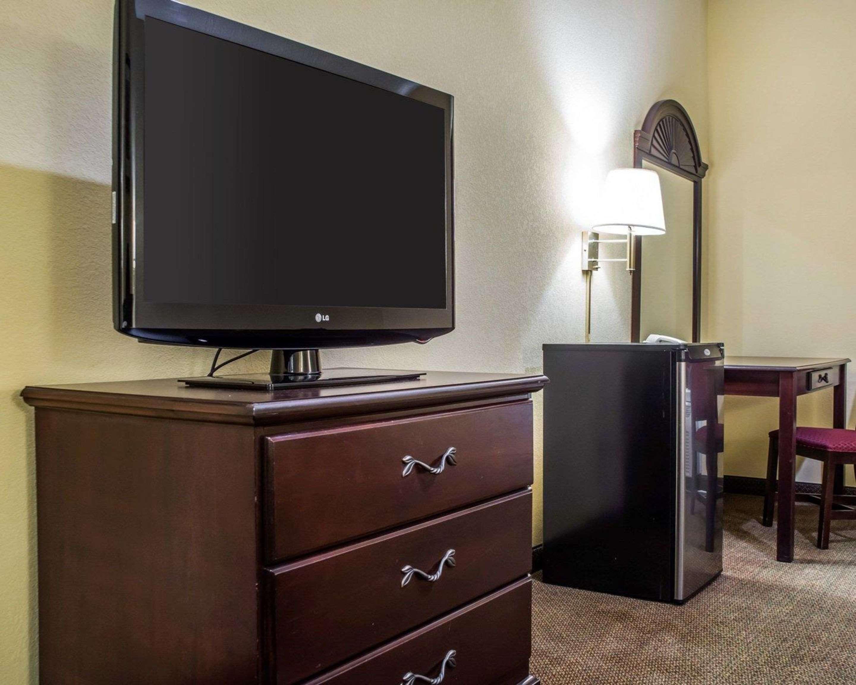 Econo Lodge & Suites Airport North Syracuse מראה חיצוני תמונה