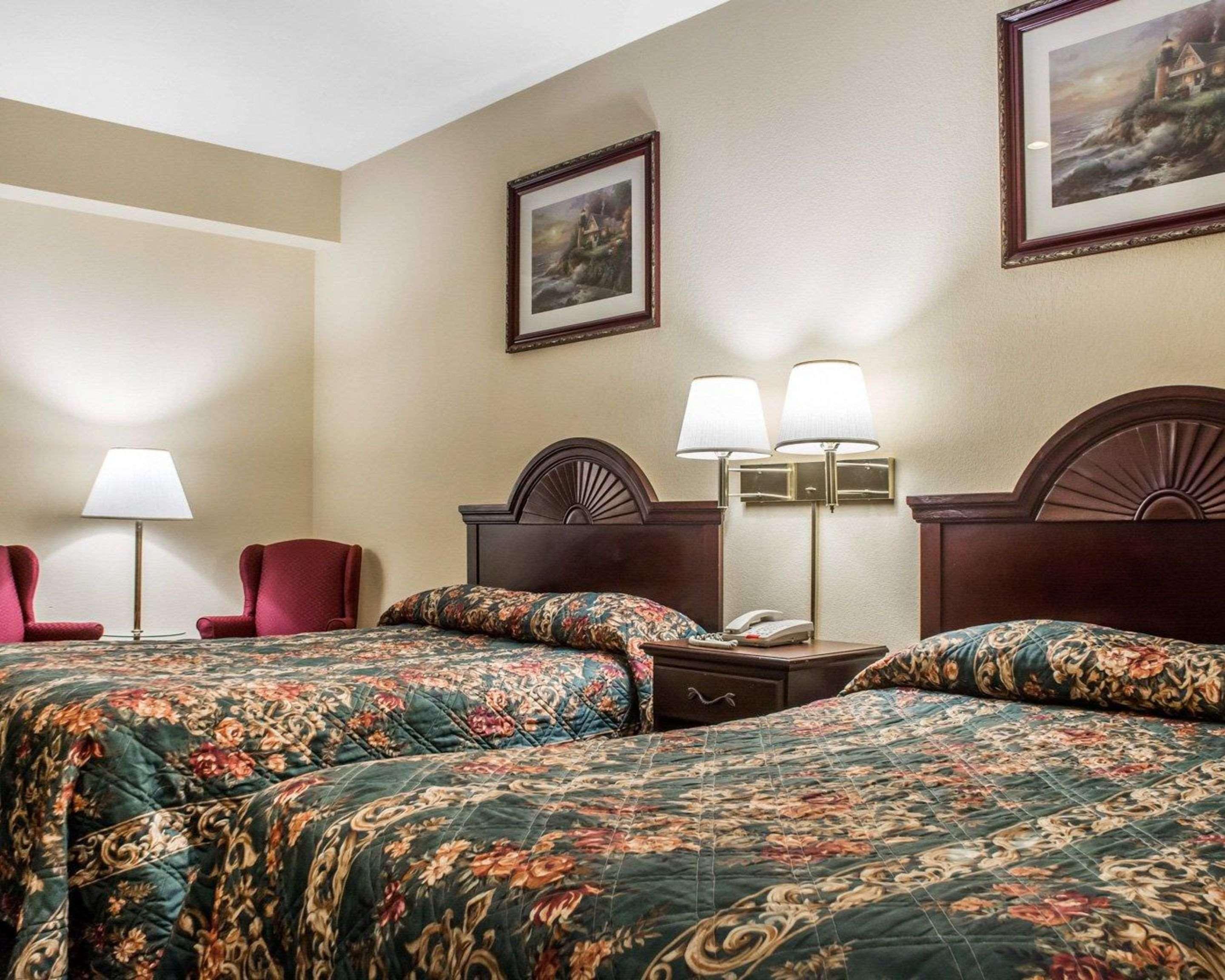 Econo Lodge & Suites Airport North Syracuse מראה חיצוני תמונה