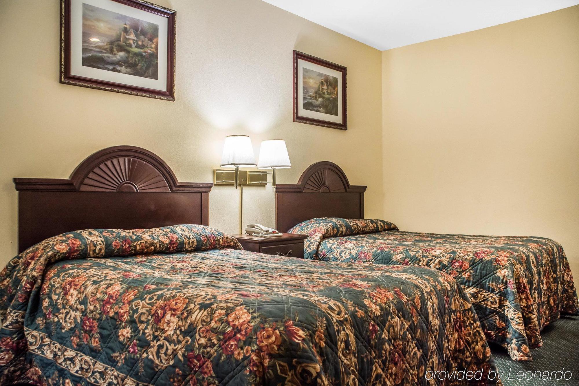 Econo Lodge & Suites Airport North Syracuse מראה חיצוני תמונה