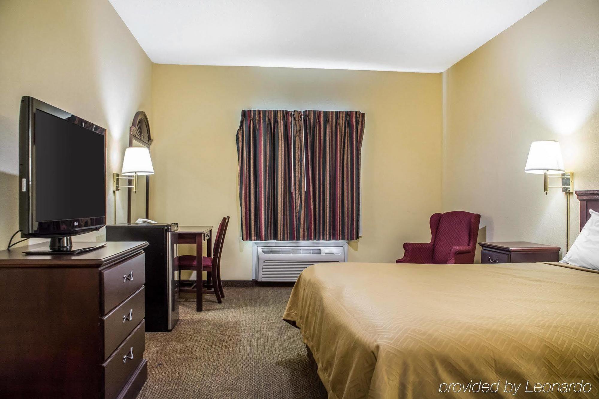 Econo Lodge & Suites Airport North Syracuse מראה חיצוני תמונה