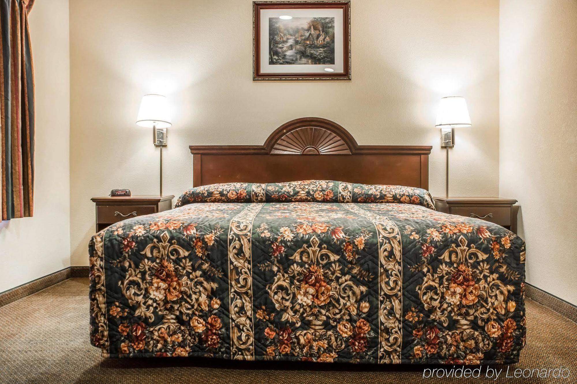 Econo Lodge & Suites Airport North Syracuse מראה חיצוני תמונה